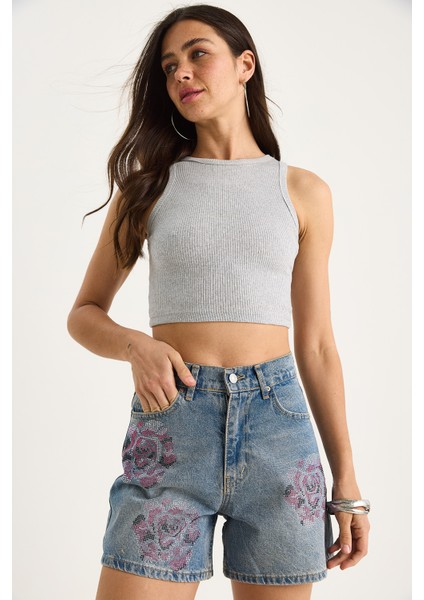 Kadın Gül Desenli Renkli Taş Baskılı Yüksek Bel Denim Şort fırsatları