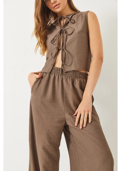 Kadın Bağlama Detaylı Yelekli Yüksek Bel Pantolonlu Yazlık Alt-Üst Takım modelleri