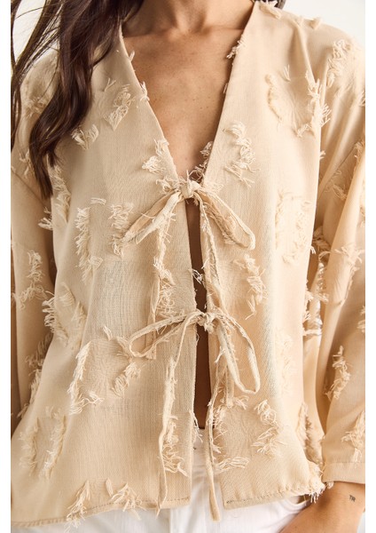 Kadın Önü Bağlamalı Kendinden Nakışlı Püsküllü Salaş Kimono - modelleri