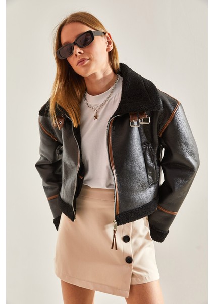 Kadın Yakası Kemerli Lamine Ceket modelleri