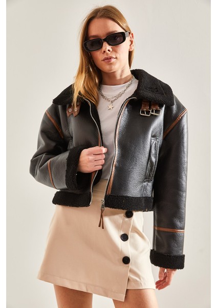 Kadın Yakası Kemerli Lamine Ceket indirimleri