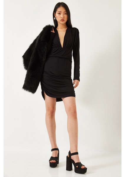 Kadın Yanları Büzgülü Elbise modelleri