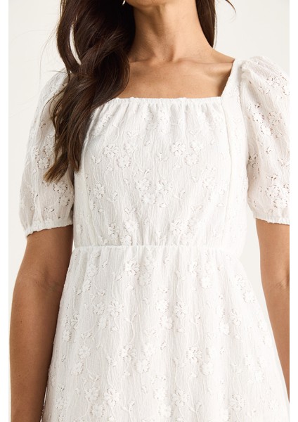 Kadın Kare Yaka Beli Lastikli Karpuz Kollu Astarlı Örme Brode Elbise -