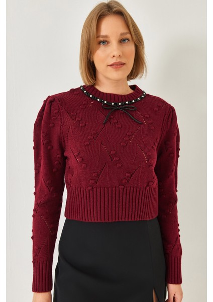 Kadın Yakası Boncuklu Fiyonklu Triko Kazak