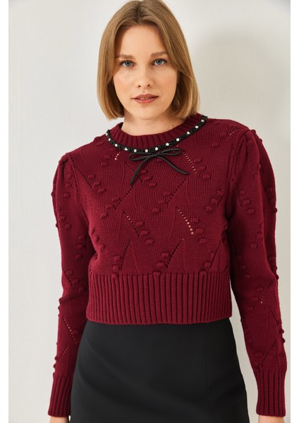 Kadın Yakası Boncuklu Fiyonklu Triko Kazak fırsatları