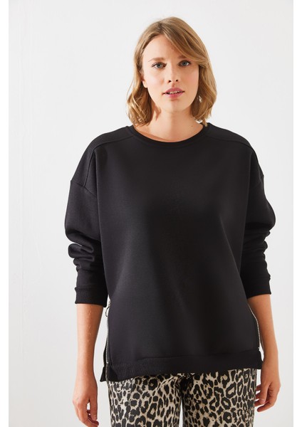 Kadın Bisiklet Yaka Şardonlu Fermuar Detaylı Basic Sweatshirt modelleri