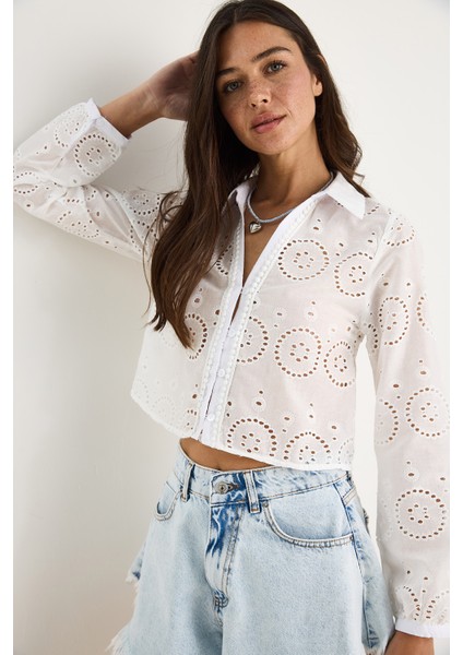 Kadın Yazlık Kısa Brode Gömlek fırsatları