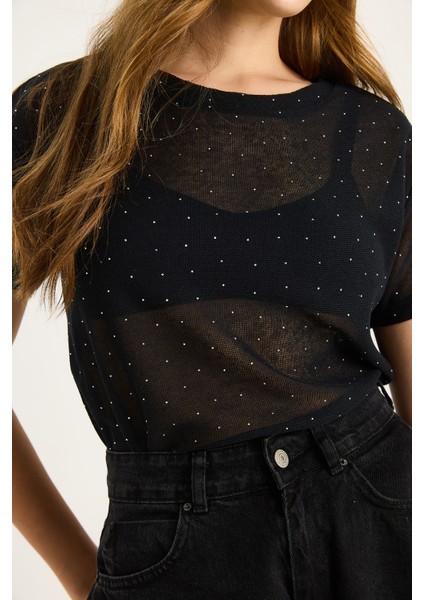 Kadın Bisiklet Yaka Desenli Dijital Baskılı Regular Yazlık Örme T-Shirt indirimleri