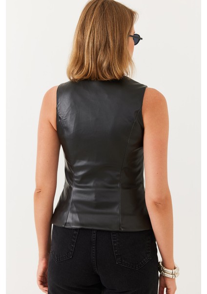 Kadın Kapalı Yaka Düğmeli Deri Yelek modelleri