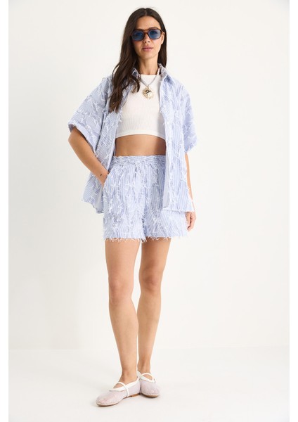 Kadın Çizgili Oversize Saçaklı Gömlek Cep Detaylı Beli Lastikli Şort Takım Dt fırsatları