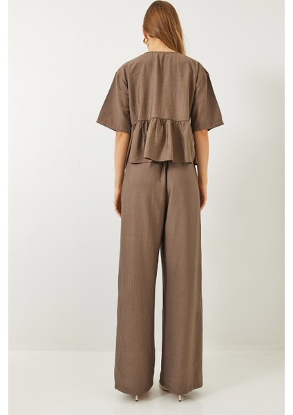 Kadın Bağlama Detaylı Kısa Kollu Bluz Pantolon Alt-Üst Takım fırsatları