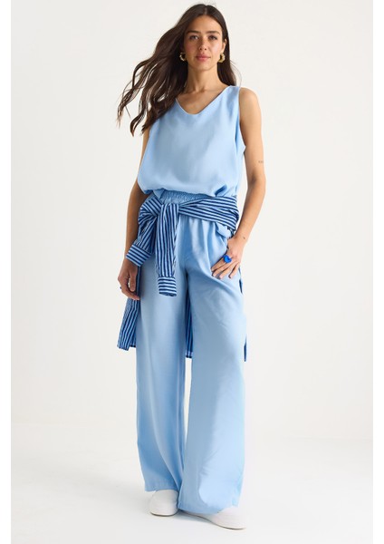 Kadın V Yaka Askılı Bluz Palazzo Pantolonlu Alt-Üst Takım