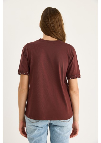 Kadın Kolları Taş Işlemeli Tshirt