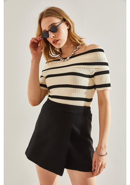 Kadın Arkası Lastikli Yanı Fermuarlı Şort Etek fiyatları