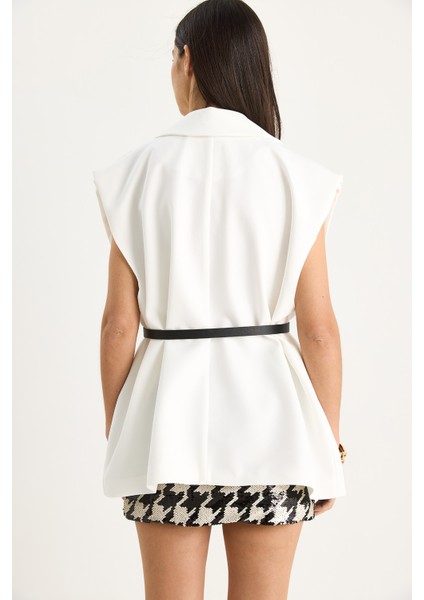 Kadın Cep Detaylı Kemerli Vatkalı Oversize Astarlı Blazer Yelek fırsatları