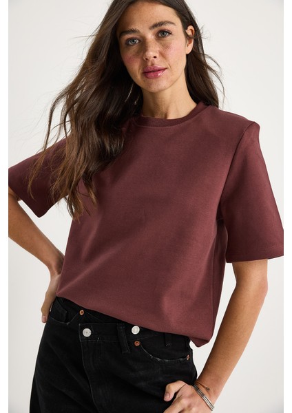 Kadın Bisiklet Yaka Vatkalı Pamuklu Basic T-Shirt modelleri