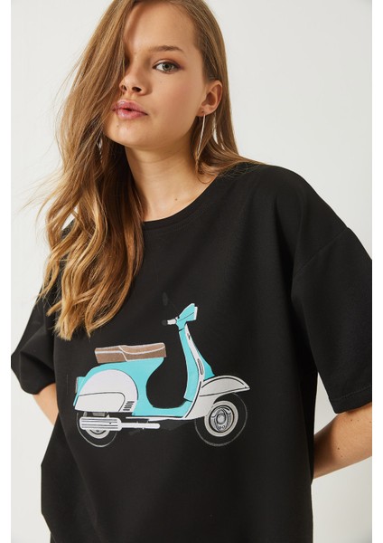 Kadın Scooter Baskılı Kısa Kollu Bisiklet Yaka Regular T-Shirt fiyatları