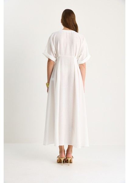 Kadın V Yaka Gold Düğme Detaylı Keten Elbise