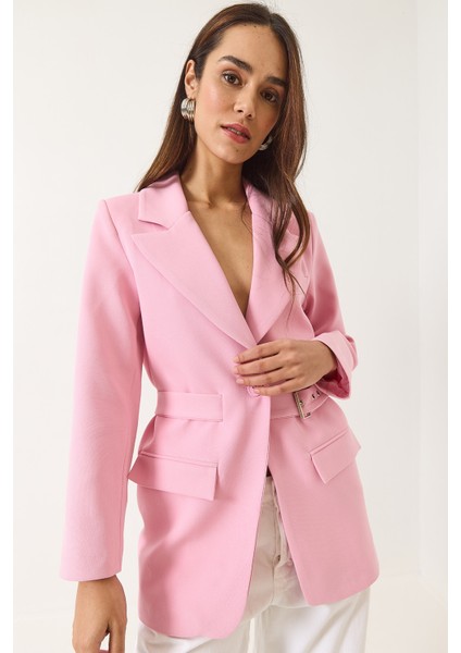 Kadın Kemer Detaylı Astarlı Blazer Ceket