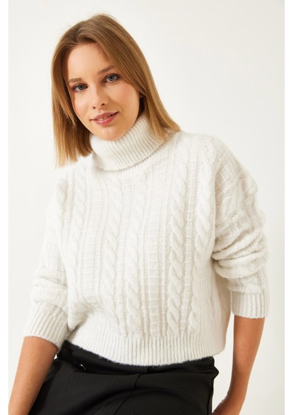 Kadın Balıkçı Yaka Desenli Triko Kazak indirimleri