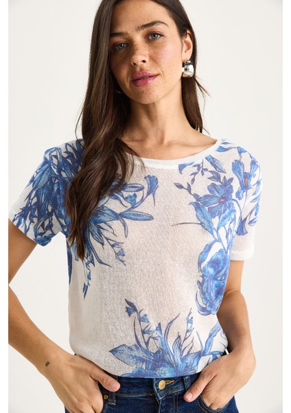 Kadın Bisiklet Yaka Desenli Dijital Baskılı Regular Yazlık Örme T-Shirt