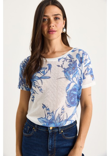 Kadın Bisiklet Yaka Desenli Dijital Baskılı Regular Yazlık Örme T-Shirt modelleri