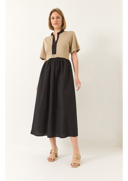 Kadın Hakim Yaka Gizli Fermuarlı Cep Detaylı Kısa Kollu Aksesuarlı Uzun Elbise fiyatları