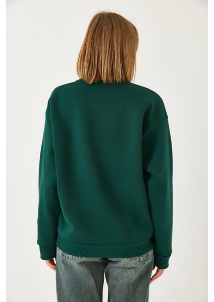 Kadın Bisiklet Yaka Şardonlu Basic Sweatshirt fiyatları