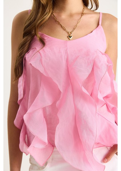 Kadın V Yaka Fırfırlı Volanlı Askılı Bluz Hafif Transparan Bluz fırsatları