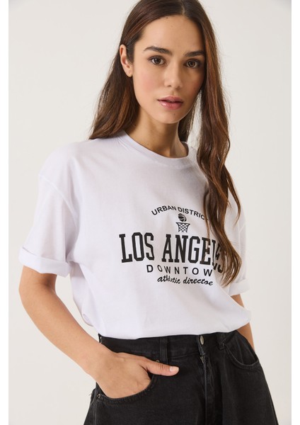 Kadın Los Angeles Baskılı Bisiklet Yaka Salaş T-Shirt fiyatları