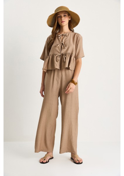 Kadın Bağlama Detaylı Kısa Kollu Bluz Pantolon Alt-Üst Takım fırsatları