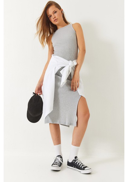 Kadın Yırtmaç Detaylı Bisiklet Yaka Kaşkorse Elbise