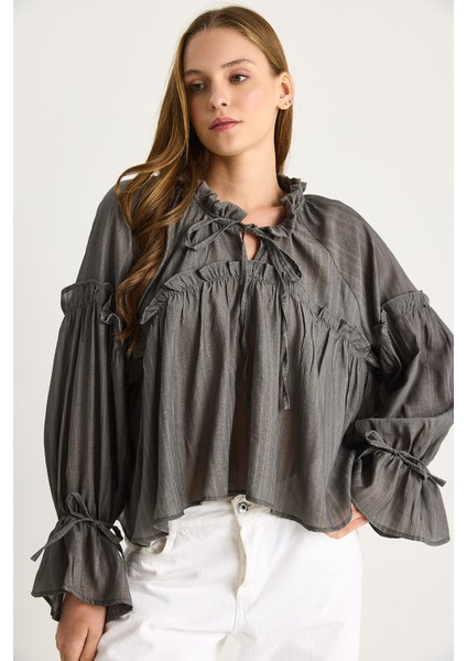 Kadın Bağlama Detaylı Balon Kol Salaş Gofre Bluz modelleri