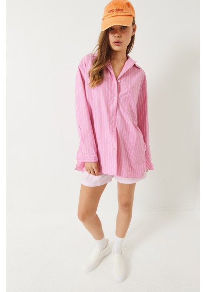 Kadın Tek Cep Detaylı Çizgili Poplin Gömlek fırsatları