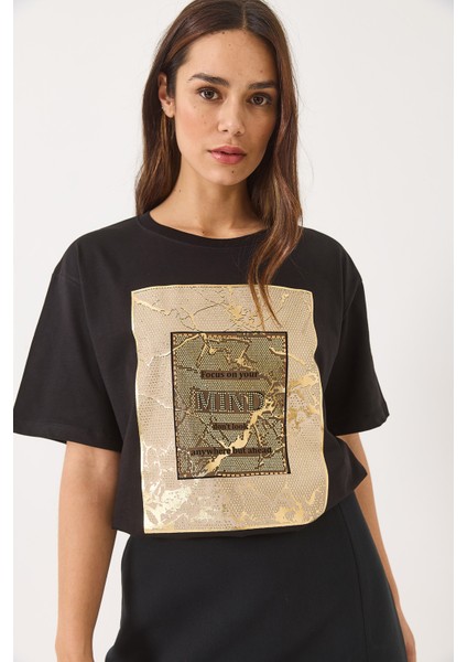 Kadın Bisiklet Yaka Kısa Kollu Taş Baskılı Oversize T-Shirt fırsatları