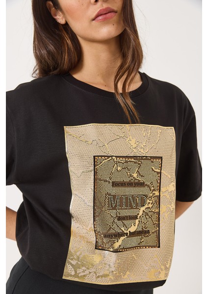 Kadın Bisiklet Yaka Kısa Kollu Taş Baskılı Oversize T-Shirt indirimleri