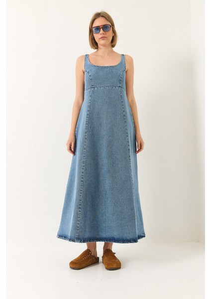 Kadın Geniş Yaka Askılı Kloş Denim Elbise fiyatları