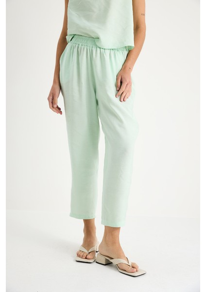 Kadın Kalın Askılı Bluz Beli Lastikli Pantolon Modal Takım