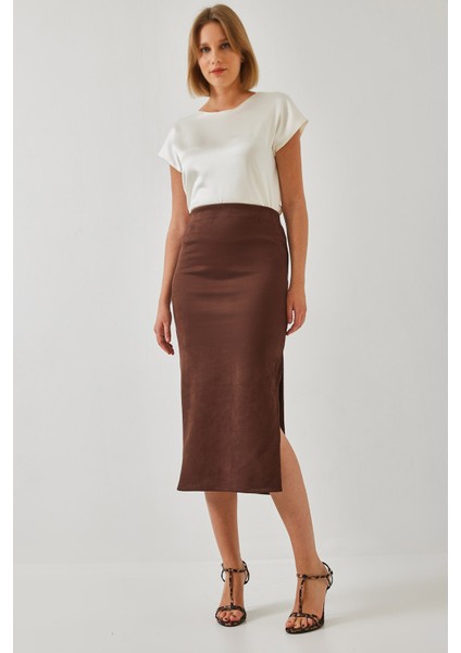 Kadın Yırtmaçlı Süet Kalem Etek