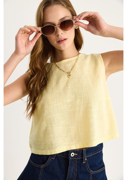Kadın Kolsuz Keten Bluz - fırsatları