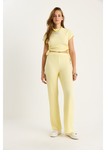 Kadın Yanları Bağlamalı Kısa Kollu Crop Gofre Alt-Üst Takım fırsatları