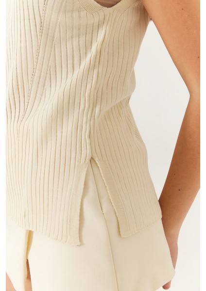 Kadın V Yaka Triko Süveter fiyatları