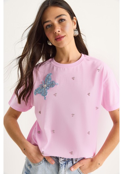 Kadın Kelebek Aksesuarlı Taş Işlemeli Kısa Kollu T-Shirt