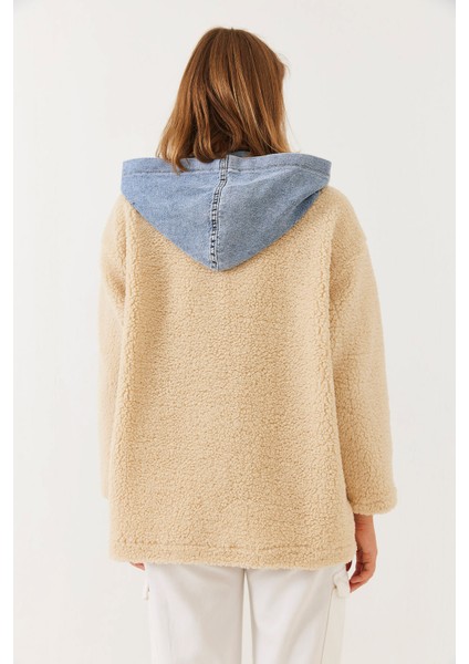 Kadın Kapüşonlu Denim Detaylı Peluş Ceket fiyatları