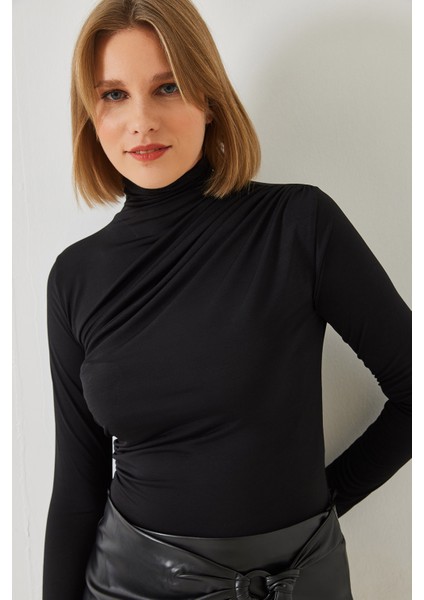 Kadın Balıkçı Yaka Desenli Bluz -