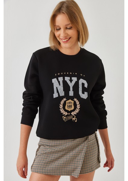 Kadın Üç Iplik Şardonlu Nakışlı Sweatshirt