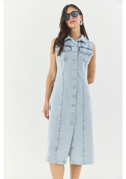 Kadın Belden Oturan Cepleri Kapaklı Sıfır Kollu Düğmeli Denim Elbise fırsatları