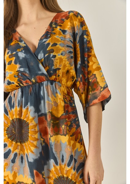 Kadın Desenli Beli Lastikli Anvelop Yaka Yazlık Viskon Elbise indirimleri