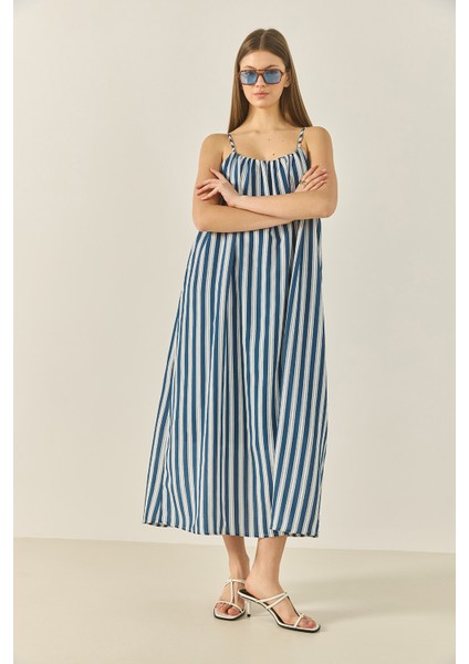 Kadın Büzgü Detaylı Ince Askılı Çizgili Astarlı Modal Salaş Elbise fırsatları
