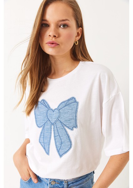 Kadın Denim Kurdele Detaylı Bisiklet Yaka Oversize T-Shirt fiyatları